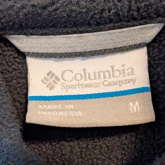 Columbia Women's Black Performance Jacket with Red Trim. - Picture 2 of 4